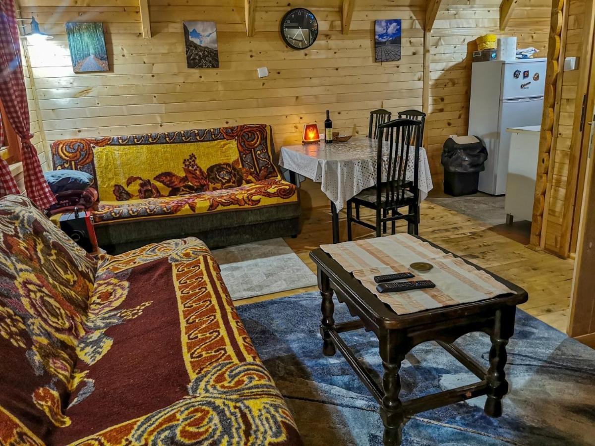 Breeze Home Cottage Τσέτινιε Εξωτερικό φωτογραφία