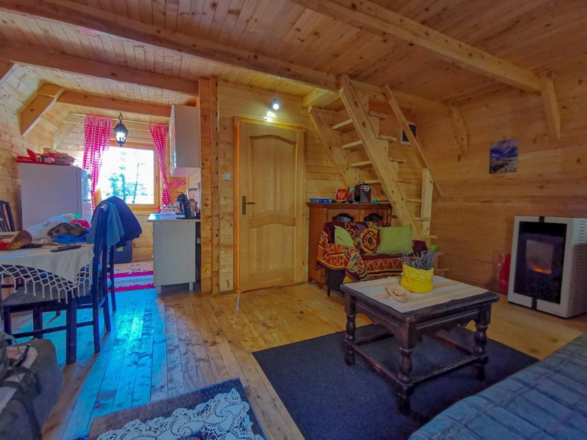 Breeze Home Cottage Τσέτινιε Εξωτερικό φωτογραφία
