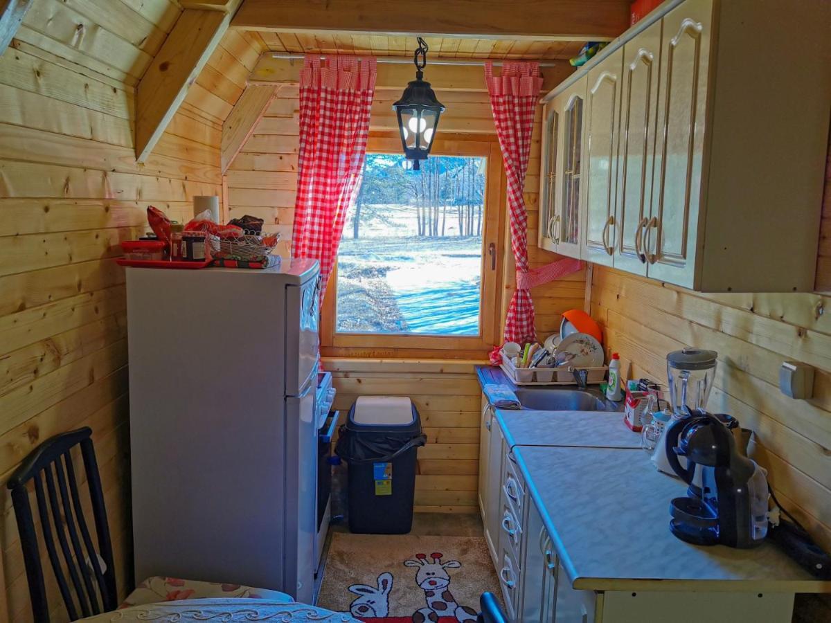 Breeze Home Cottage Τσέτινιε Εξωτερικό φωτογραφία